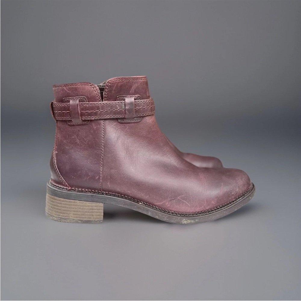Clarks Women Leather Ankle Boots Size 8.5